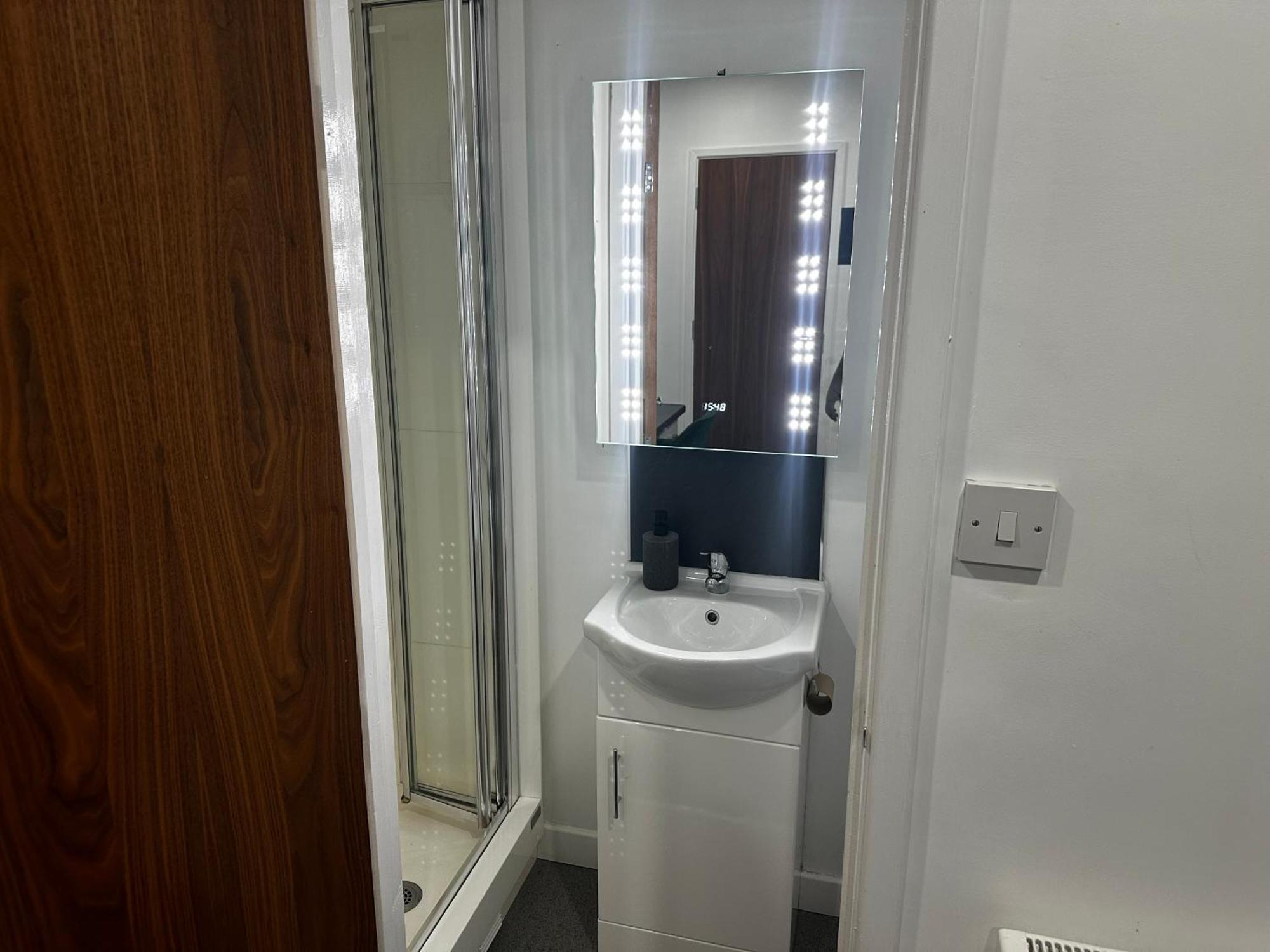 Apartamento Cozzy Haven Two Min From Train Station *